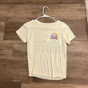 womans yellow tee